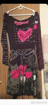 Desigual nové šaty