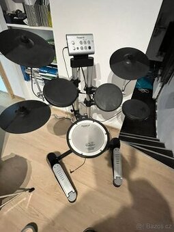 Elektronické bicí Roland HD-V