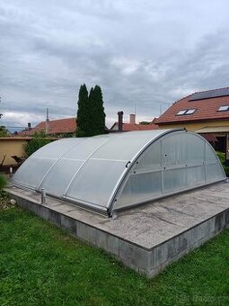 Zastřešení na bazén