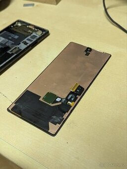 Google Pixel 6 - displej