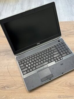 Dell Latitude E6530 na ND