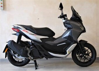 Dily Aprilia SR GT 125