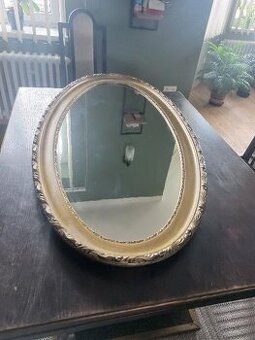 Starožitné zrcadlo