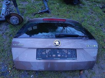 5 dveře Octavia 3 kombi lh8z kamera