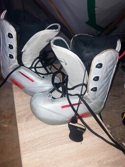 Snowboardove boty detske-Westige