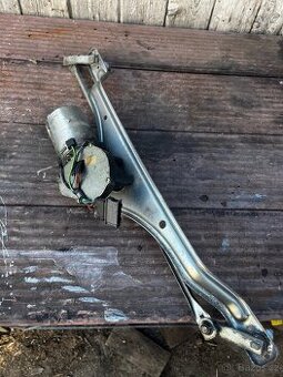 ŠKODA FAVORIT FELICIA - táhla stěračů a motorek