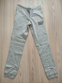 Tepláky Jack & Jones vel. 152 NOVÉ