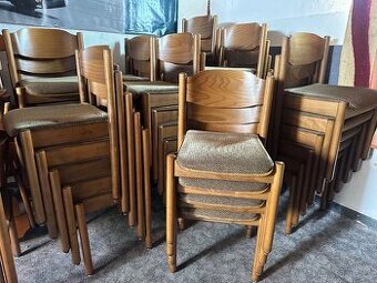 Stohovatelné restaurační židle, rustikální, 21kusů