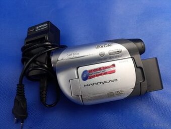 Videokamera Sony DCR-DVD105