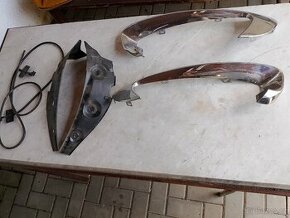 Prodám náhradní díly na Renault Scénic lll