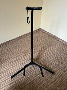 Stojan na elektrickou/akustickou kytaru