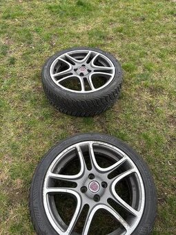 Originální ALU KOLA FIAT - i s pneu