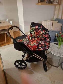 Kočárek cybex prime rose gold