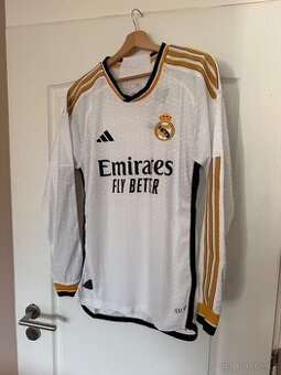Dres Real Madrid - dlouhý rukáv
