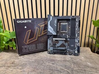 GIGABYTE Z790 UD - Intel Z790, socket 1700