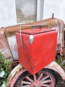 chladící box coca cola USA.