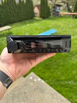 Autorádio pioneer