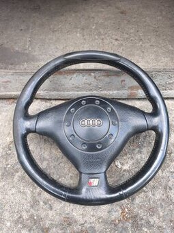Audi A4 B5 volant