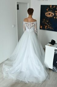 Nové svatební šaty