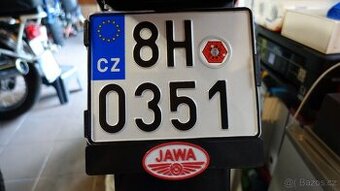 Podložka pod moto SPZ s logem, popisem na přání.