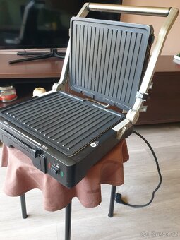 Gril ECG 2000 W