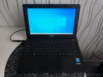 ASUS X200M