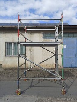 Pojízdné lešení Boss , pracovní výška 4,2m