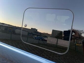 Boční otevíravé okno Ford Tourneo Custom