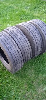 215/75R17.5 215/75/17.5 215/75r17.5