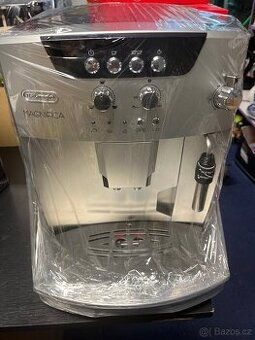 Delonghi magnifica 04.120