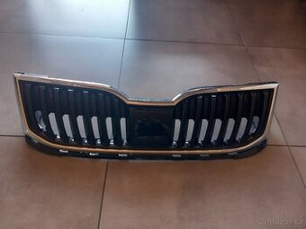 Mřížka nárazníku Škoda OCTAVIA III 2/2017-2020