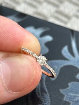 Zásnubný prsteň diamant, zlato veľkosť 48