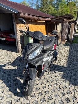 Skútr 125ccm Maxon
