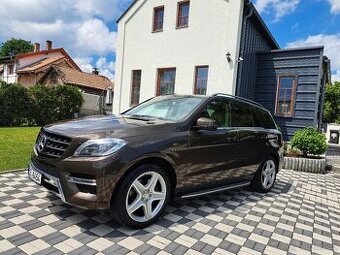 Mercedes-Benz ML 350CDi 4.Matic,12/2013,Koupeno v ČR.