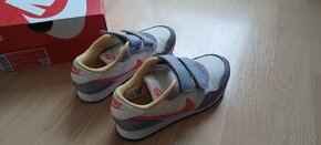 Dívčí tenisky NIKE vel. 32 - sleva - 1