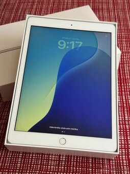 Prodám iPad 8. generace (A2270) – 32 GB, Wi-Fi, bílý