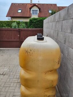 Prodám nádrž na naftu 1000 litrů