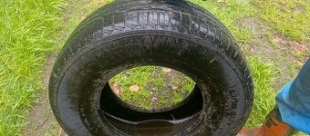 Pneu 265/70 16 letni