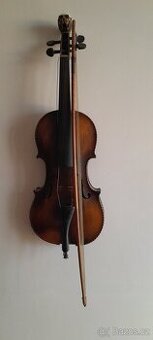 Housle historické