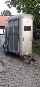 Přívěs na 2 koně IFOR WILLlAMS s přední rampou