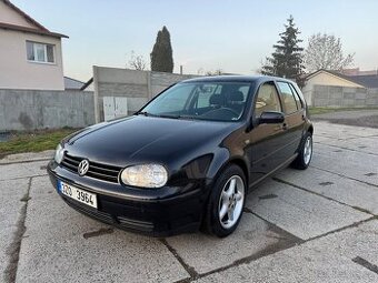 Volkswagen Golf 1.8 20V 92Kw, NOVÁ STK