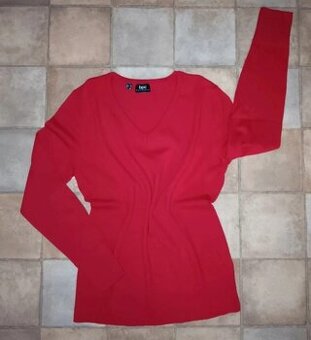 Dámský červený svetr