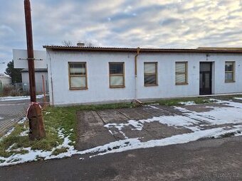 Pronájem místnosti na sklad cca 4.3 m x 2.8 metrů