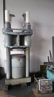 Hydraulický lis CQB-500