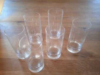 Sklenice na vodu, čiré