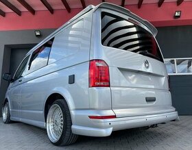 VW T6, T6.1 výplň nárazníku na zadní dveře
