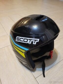 Dětská lyžařská helma