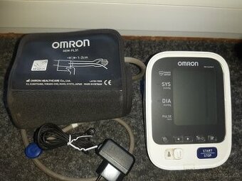 Tlakoměr-tonometr Omron M6 Comfort,baterie +sít. adaptér.