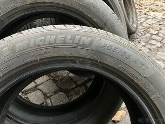 Michelin 205/55 R17