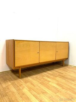 Retro komoda 60. léta Brusel—-